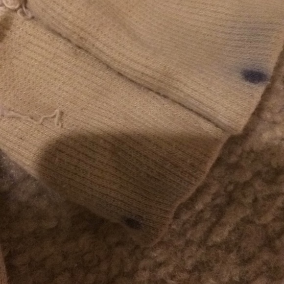 California Cream & Red Hoodie Pullover Sweatshirt - Picture 4 of 4